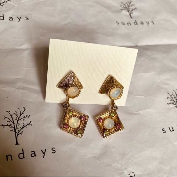 True Vintage Art Deco Style Earrings - Picture 3 of 9